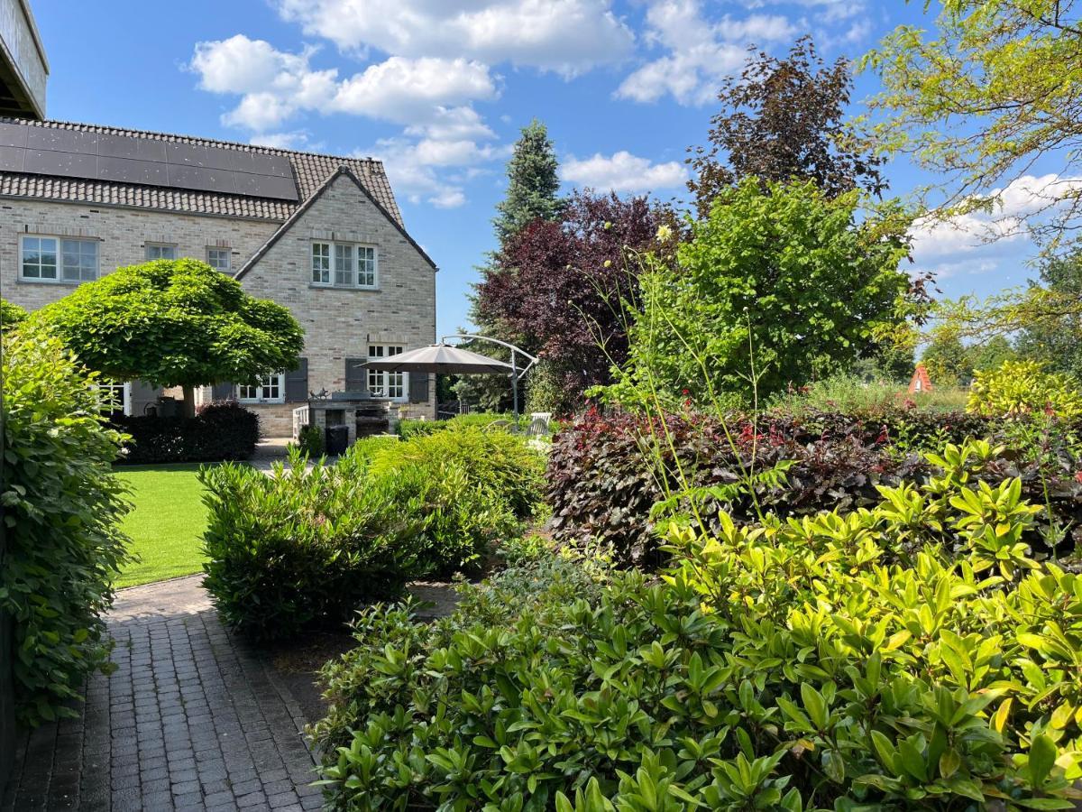 Sfeervol Familielandhuis In De Groene Kempen Baarle-Hertog Экстерьер фото